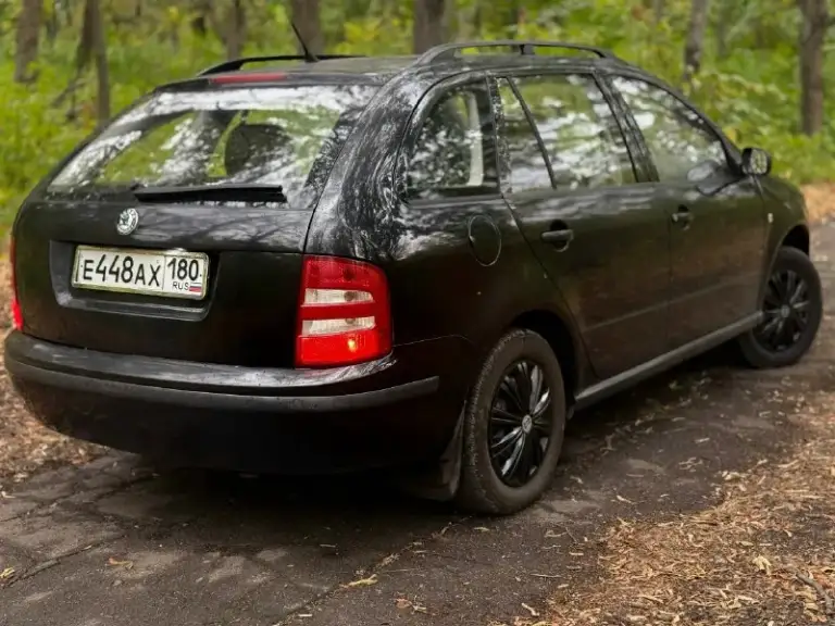 ❗️❗️Цена 450.000 торг продам автомобиль skoda fabia 2004 года пробег 198.000 двигатель 1.4 шепчет, не дымит и не троит, обслужен полностью (свечи новые, масло новое, капиталка делалась 35.000км назад) коробка не хрустит не выбивает, сцепление новое. По комплектации: кондиционер рабочий (заправлен), печка греет, новый аккум,2 комплекта колес зима+лето на штампах, хороший свет. Стекла все родные, машина в дтп не была. Полное переоформление без штрафов и запретов осмотр: г. Макеевка телефон для связи: +79494860649
📞 Звоните: +7(949)4860649 - фотография - 4