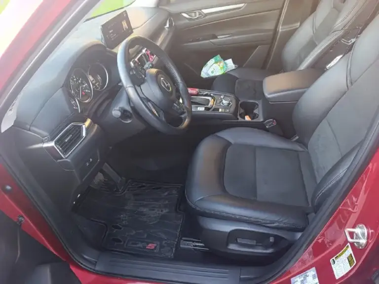 Продам свою любимую машинку mazda cx5 2021 года, двс 2.5 skyactive (194л. С), 6стп акпп, покупали на пробеге 6000км, сейчас пробег составляет 43000км. Состояние отличное, новая машина. Все функции перечислять думаю нет смысла, их очень много, из основного: удержание в полосе сама останавливается в случае препятствия бесключевой доступ кнопка start/stop 2х зонный климат контроль салон кожа с алькантарой адаптивный круиз контроль два комплекта шин, ( лето pirelli, зима bridgestone) состояние новых. На любые ваши вопросы отвечу с удовольствием. Цена 3 🍋торг донецк +79493005581
📞 Звоните: +7(949)3005581 - фотография - 8