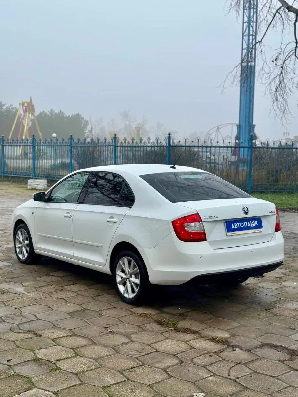 🚙 Skoda rapid

💰Цена: 950 000р
🏢Город: мариуполь
📅Год выпуска: 2016
🧾Пробег: 136 750 км.
⚙️Двигатель: 1.6
⛽Топливо: бензин
⚙️Кпп: механика

📞 Телефон:

+7-949-727-41-51
+7-989-263-55-56
+7-949-551-91-52

💾 Описание:

Всеми любимый, проверенный временем - ш. .. E="background-image:url('//telegram. Org/img/emoji/40/e29c85.png')">✅ лифтбэк - огромный багажник.
✅ Надежный двигатель.
✅ Маленький расход топлива.
✅ Подтвержденный пробег.
✅ Южная эксплуатация.

❄️ Кондиционер (работает отлично), кожаный мульти-руль, электропакет, abs, airbag, птф, усилитель руля, центральный замок, штатная магнитола с bluetooth, подогрев сидений, оригинальные литые диски 16-го радиуса, подлокотник, бортовой компьютер.

Улица шевченко 2️⃣6️⃣9️⃣

🏦 Возможна продажа в кредит по двум документам. - фотография - 6
