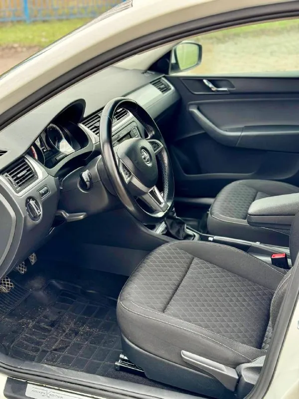 🚙 Skoda rapid

💰Цена: 950 000р
🏢Город: мариуполь
📅Год выпуска: 2016
🧾Пробег: 136 750 км.
⚙️Двигатель: 1.6
⛽Топливо: бензин
⚙️Кпп: механика

📞 Телефон:

+7-949-727-41-51
+7-989-263-55-56
+7-949-551-91-52

💾 Описание:

Всеми любимый, проверенный временем - ш. .. E="background-image:url('//telegram. Org/img/emoji/40/e29c85.png')">✅ лифтбэк - огромный багажник.
✅ Надежный двигатель.
✅ Маленький расход топлива.
✅ Подтвержденный пробег.
✅ Южная эксплуатация.

❄️ Кондиционер (работает отлично), кожаный мульти-руль, электропакет, abs, airbag, птф, усилитель руля, центральный замок, штатная магнитола с bluetooth, подогрев сидений, оригинальные литые диски 16-го радиуса, подлокотник, бортовой компьютер.

Улица шевченко 2️⃣6️⃣9️⃣

🏦 Возможна продажа в кредит по двум документам. - фотография - 7