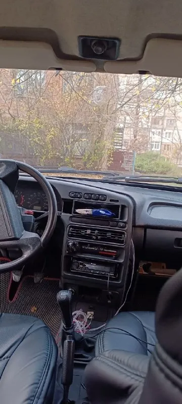 Доброго времени суток, продам автомобиль ваз 2115 2008 года выпуска, на полном бодрейшем ходу в хорошем состоянии и на каждый день, по объему 1.6 литра, 80 лошадиных сил

Недавно перебирались полностью ходовка, поменяны тормозные трубки по бокам, стоят новые колодки, как спереди так и сзади, варился полностью стакан + менял трубки охлаждения на новые, днище в полном порядке, по кузову есть незначительные моменты из - за своего года по фото все видно, коробку не выбивает в полном порядке. Стоит российский учёт на родном 180 регионе, штрафов и других нарушений нет

Подогрев сиденья, также печка, стоит хорошая музыка, будет ощущаться как небольшой саб, сзади aura спереди, молоты ставил.

Цена - 175000 + торг уместен само собой.
Информация для связи - +79494769655. Машина находится в донецке - фотография - 7