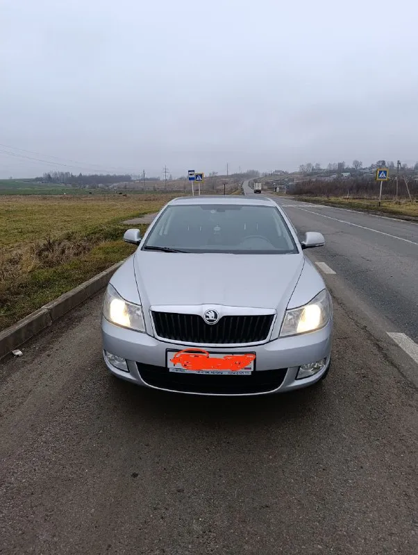Шкода октавиа а5 1.8 акпп 2012г.254000км. В хорошем состоянии. Я второй владелец. Двигатель, акпп без нареканий. Масло лью оригинал или ликви моли, масло от замены до замены. Кузов в хорошем состоянии, ваговские болячки устранены. Остальные вопросы по телефону. Осмотр мариуполь, цена 900000т. Р. Торг.
+79493599710 - фотография - 1