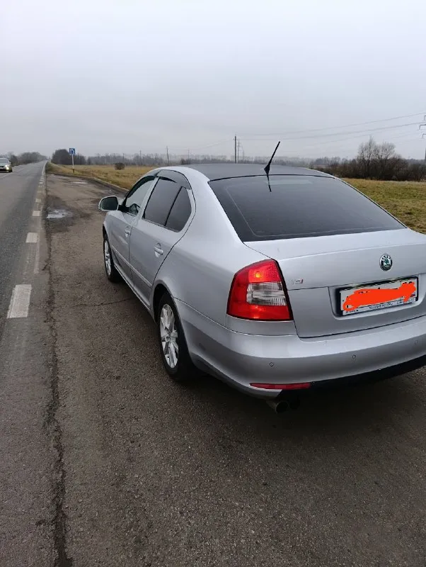 Шкода октавиа а5 1.8 акпп 2012г.254000км. В хорошем состоянии. Я второй владелец. Двигатель, акпп без нареканий. Масло лью оригинал или ликви моли, масло от замены до замены. Кузов в хорошем состоянии, ваговские болячки устранены. Остальные вопросы по телефону. Осмотр мариуполь, цена 900000т. Р. Торг.
+79493599710 - фотография - 3