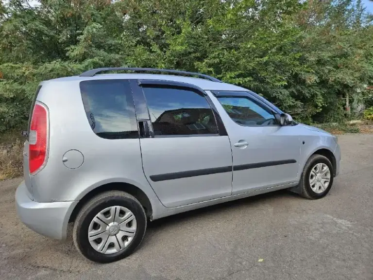 Продам- skoda roomster
Год- 2013
Пробег-193тыс. Км.
Мотор-1.4 бензин
Коробка -механика 5 ст.
Осмотр-г. Макеевка
Цена-700.000тыс. Руб. Торг.
Возможен обмен.
Все вопросы по телефону:
+79493117995 - фотография - 8