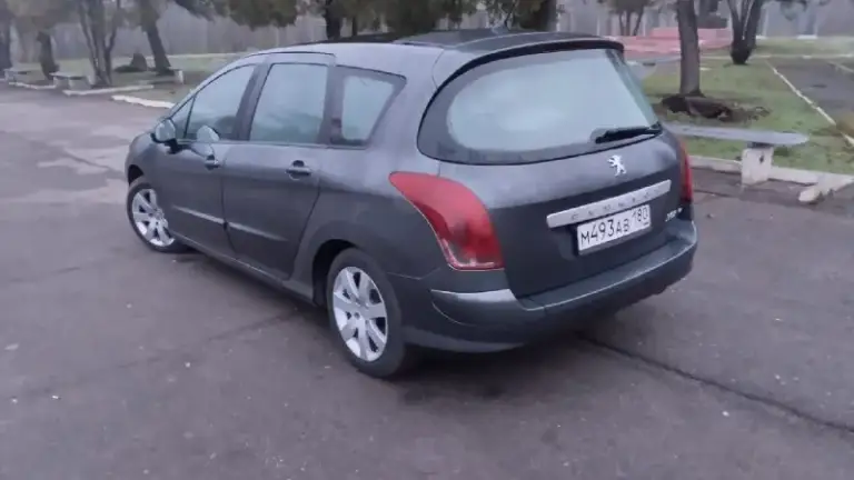 Продам peugeot 308 универсал 2008 год 1.6 бензин газ вписан но не стоит автомат коробка. Авто в нормальном состоянии как по технической части так и по внешней двигатель не дымит не пердит коробка работает как надо чек не горит работает всё до единой кнопочки. По документам всё нормально. Все интересующие вопросы по телефону если связь плохая телеграмм на этом номере+79493695448 цена 500т руб торг
📞 Звоните: +7(949)3695448 - фотография - 2