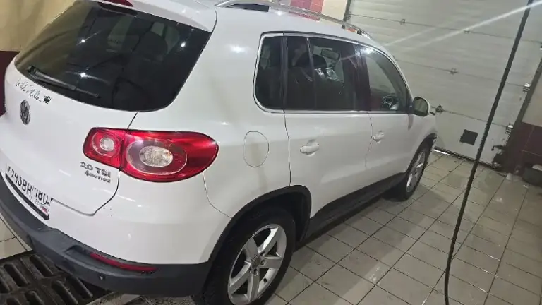 Срочно продам volkswagen тигуан 2010 года. Собственник, переоформление любое. Мотор 2.0 коробка автомат пробег 177 полный привод два ключа два комплекта резины (зима, лето) сервисная книжка авто полностью обслужено: двигатель, коробка работает на отлично. Есть маленькие нюансы по кузову. Цена 850000руб. Хороший торг у капота. +79495968299 сергей, +79495968297 ирина.
📞 Звоните: +7(949)5968299 - фотография - 2