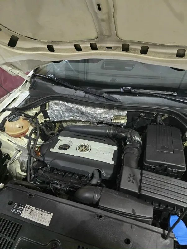 Срочно продам volkswagen тигуан 2010 года. Собственник, переоформление любое. Мотор 2.0 коробка автомат пробег 177 полный привод два ключа два комплекта резины (зима, лето) сервисная книжка авто полностью обслужено: двигатель, коробка работает на отлично. Есть маленькие нюансы по кузову. Цена 850000руб. Хороший торг у капота. +79495968299 сергей, +79495968297 ирина.
📞 Звоните: +7(949)5968299 - фотография - 5