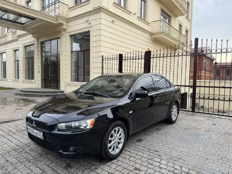 Продам mitsubishi lanser 10 максимальная комплектация, 2011 год, пробег 167.000 двигатель 1.6 кпп механика, авто в отличном состоянии, в дтп авто не участвовал, кузов без дефектов ражавчин, технически авто обслужено заменены все фильтра масла, антифриз новая зимния резина, авто без вложений, комплектация климат контроль, 4 эльктро стеклоподъемника с дотяжкой электро зеркала с подогревом, подогревы сидения, усилитель руля, музыка планшет андроид, мульти руль, только гаражное хранение, кузов в керамики стекла в анти дожде, с документами полный порядок цена 780.000 тел +79494999723 мариуполь - фотография - 1