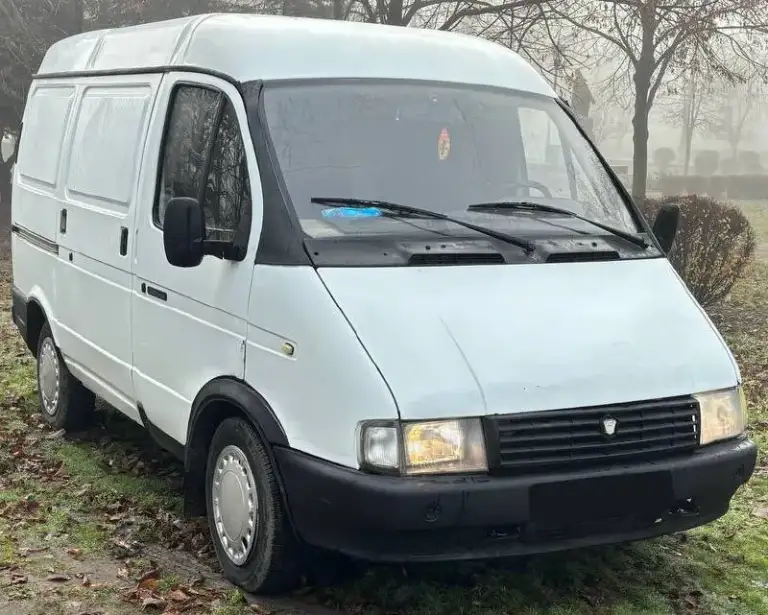Продам отличный хозяйский соболь, автомобиль весь обслужен и готов на любые расстояния.
Кузов как по фото, весь целый и обработанный!
Рама и все силовые части кузова в отличном целом состоянии!
Двигатель работает ровно, не дымит не троит, масло не расходует. Коробка передач чувствует себя прекрасно, переключается плавно без хрустов! Ходовая часть на отлично, без стуков биений и прочего!
Гур работает как положено,
Не закусает не течет!
Обычная музыка, регистратор, камера заднего вида, новая резина!
Салон опрятный!
В общем кто ищет живого соболя вам сюда!
Документы чистые! Переоформление без проблем!
Цена: 345.000т/рублей.
Тел: +7 (949) 985-01-26,
Телеграмм: +7 961 441 3558.
Дозваниваетесь‼️ - фотография - 2