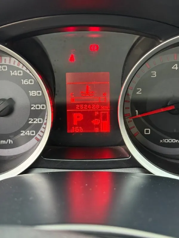Mitsubishi lanser 10
2007 Год
Я 3 хозяин, птс оригинал
Двигатель 1.8 143 л. С. Бензин
Коробка полноценный автомат переключает плавно без пинков
Пробег 252400 тыс км
Из последнего делалась ходовая, замена подушек двигателя перед зад. В том году поставил двигатель контрактник, не дымит масло не ест, документы на движок есть

Кондиционер холодит, подогрев все в исправном состоянии, все что должно крутиться все работает
Сигнализация с автозапуском
Парктроники
Магнитола андроид
Литые диски r16
Новые чехлы
Один комплект ключей
На зимней шипованной резине
+ Комплект летней один сезон отъездил
Ухоженный автомобиль
Цена 1 🍋 + торг
Тел +79591874711
📞 Звоните: +7(959)1874711 - фотография - 8