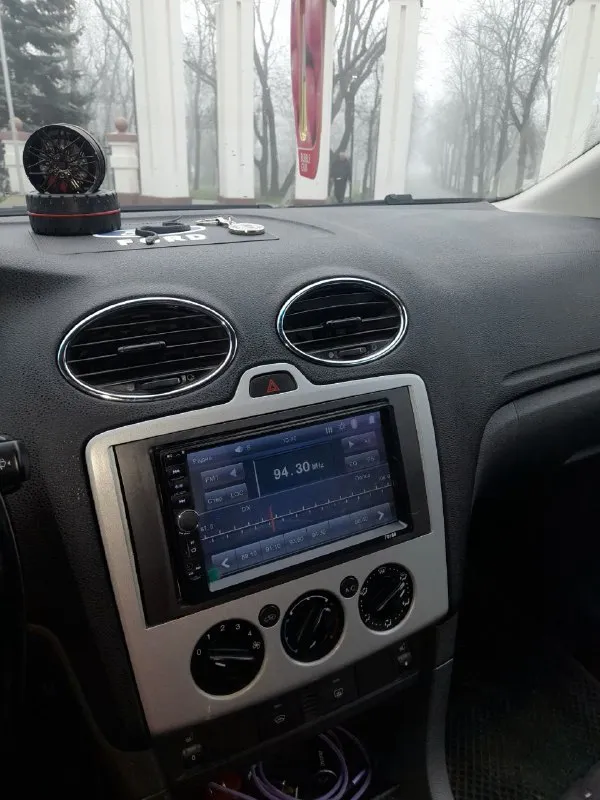 Продам ford фокус 2 2006г, седан, черный
1.6(100Л) механика. Пробег 189
Машина в хорошем, состоянии, все работает исправно( кондиционер, подогрев зеркал, передних седений, электроподемники)
Новая ходовая, рулевая рейка, стоит новая резина с литыми дисками. Авто в мариуполе, продажа от собственника, видео и доп. Фото по запросу
Цена 450
+79495601324
📞 Звоните: +7(949)5601324 - фотография - 7