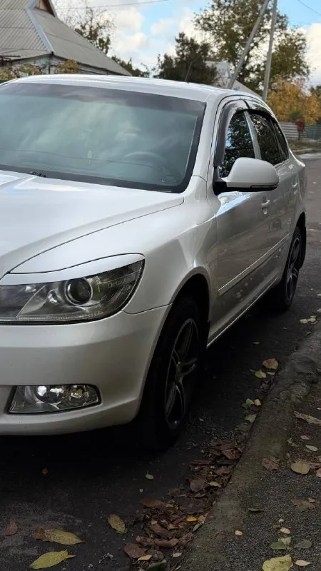 Продам skoda octavia a5 (рестайлинг)
Я собственник !!!
Год выпуска: 2011
Двигатель: 1.6
Пробег: 330.000
Коробка передач: механическая 5-ступ
Богатая комплектация:
• Датчики света
• Электрорегулировка зеркал
• Электроподъёмники - автоматические
• Кондиционер - работает четко
• Круиз-контроль
• Мультируль
Цена 835.000 - торг у капота
Машина находится комсомольское. Старобешевский район
Все вопросы по телефону
+79495761932
📲 Tg: @siilentxx
📞 Звоните: +7(949)5761932 - фотография - 3