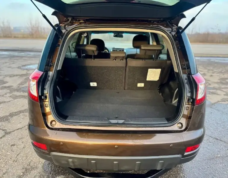 Продам geely emgrand x7 2015г
101 Тыс. Родного пробега
2.0 Мкпп (японский мотор)
Без дтп
Просторный, высокий и не прихотливый в обслуживании автомобиль
Техническая часть в отличном состоянии, мотор, трансмиссия и ходовая вложений никаких не требует!
Кузов в отличном состоянии, в очень красивом темно-коричневом цвете! Без гнили и ржавчины!
В хорошей комплектации:
- Кожаный мульти-руль
- Датчик света
- Полный электропакет
- Даводчики стекл
- Подогревы
- Задний ряд селений с регулировками спинки и седла
- Линзованная оптика + led туманки
И тд.
Юридически автомобиль полностью чистый! Любые проверки и переоформления!
Цена - 760.000 рублей торг
По всем вопросам отвечу по телефону или в сообщений
Tg; wa
+79591014477
📞 Звоните: +7(959)1014477 - фотография - 10