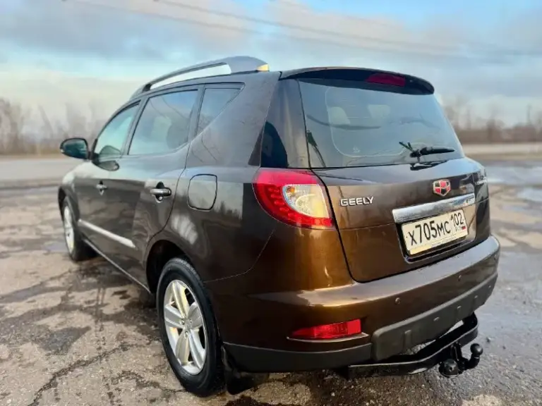 Продам geely emgrand x7 2015г
101 Тыс. Родного пробега
2.0 Мкпп (японский мотор)
Без дтп
Просторный, высокий и не прихотливый в обслуживании автомобиль
Техническая часть в отличном состоянии, мотор, трансмиссия и ходовая вложений никаких не требует!
Кузов в отличном состоянии, в очень красивом темно-коричневом цвете! Без гнили и ржавчины!
В хорошей комплектации:
- Кожаный мульти-руль
- Датчик света
- Полный электропакет
- Даводчики стекл
- Подогревы
- Задний ряд селений с регулировками спинки и седла
- Линзованная оптика + led туманки
И тд.
Юридически автомобиль полностью чистый! Любые проверки и переоформления!
Цена - 760.000 рублей торг
По всем вопросам отвечу по телефону или в сообщений
Tg; wa
+79591014477
📞 Звоните: +7(959)1014477 - фотография - 3