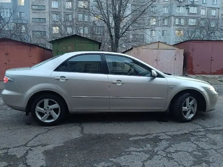 Продам mazda 6 gg 2.0 2003 (140 л. С. ) ❗❗❗
Я собственник! В стс птс(оригинал) вписан, второй владелец в птс✅
2 Ключа
Кпп 5ступка
Полная комплектация для этой модели:мультируль, круиз, абс, 4 эсп, подогревы передних сидений, подогрев заднего стекла, электрорегулировка зеркал, электроусилитель руля, регулировка яркости подсветки салона✅
Установлен хороший и дорогой свет(led)
Новая зимняя резина(корейская липучка)
Пороги, арки без рыжиков
Есть возрастные моменты по лкп(небольшие сколы), ничего критичного
Из минусов :нет сигнализации, закрывается и открывается с ключа
По коробке и двигателю нареканий нет, все работает отлично, масло от замены до замены(раз в 7 т. Км)
Цена - 650т. Р + торг💵
Находится в алчевске-перевальске
Телефон для связи +79591827606 или лс
Звоните, расскажу все более подробно
📞 Звоните: +7(959)1827606 - фотография - 4