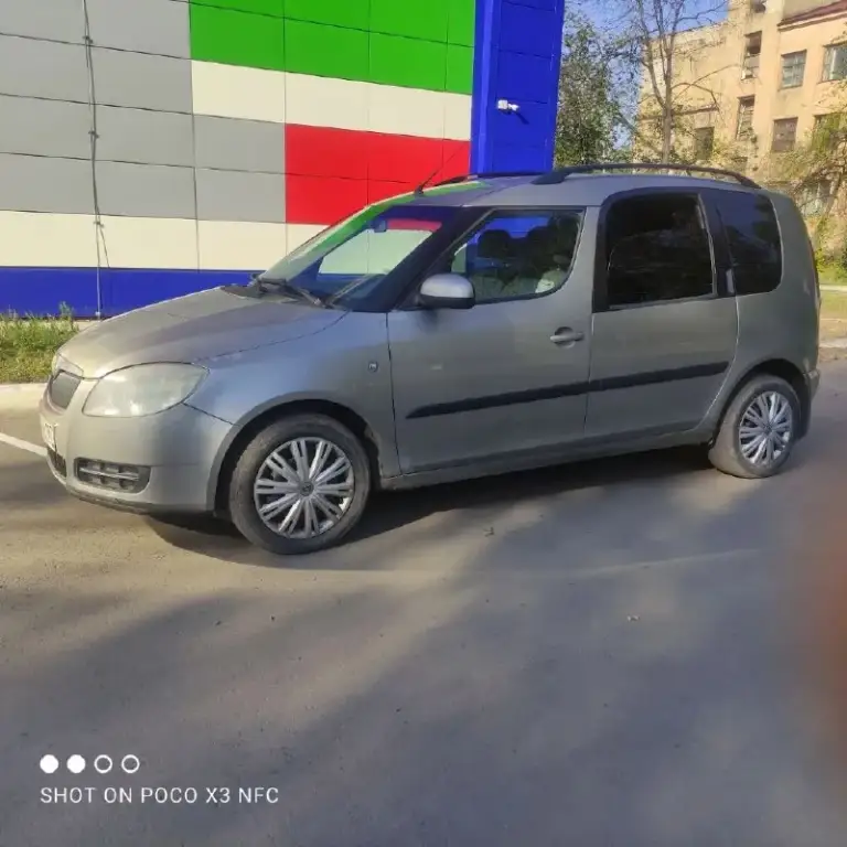 Skoda roomster 2007г, пробег 193000км, двигатель 1.4 дизель, 86лс, механика, надëжный, экономичный автомобиль, салон- трансформатор, масло не ест, цена 380000 рублей, +79493292939
📞 Звоните: +7(949)3292939 - фотография - 1