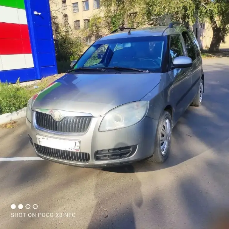 Skoda roomster 2007г, пробег 193000км, двигатель 1.4 дизель, 86лс, механика, надëжный, экономичный автомобиль, салон- трансформатор, масло не ест, цена 380000 рублей, +79493292939
📞 Звоните: +7(949)3292939 - фотография - 2