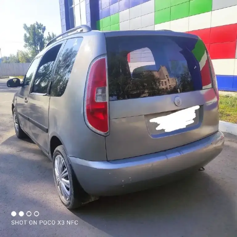 Skoda roomster 2007г, пробег 193000км, двигатель 1.4 дизель, 86лс, механика, надëжный, экономичный автомобиль, салон- трансформатор, масло не ест, цена 380000 рублей, +79493292939
📞 Звоните: +7(949)3292939 - фотография - 3