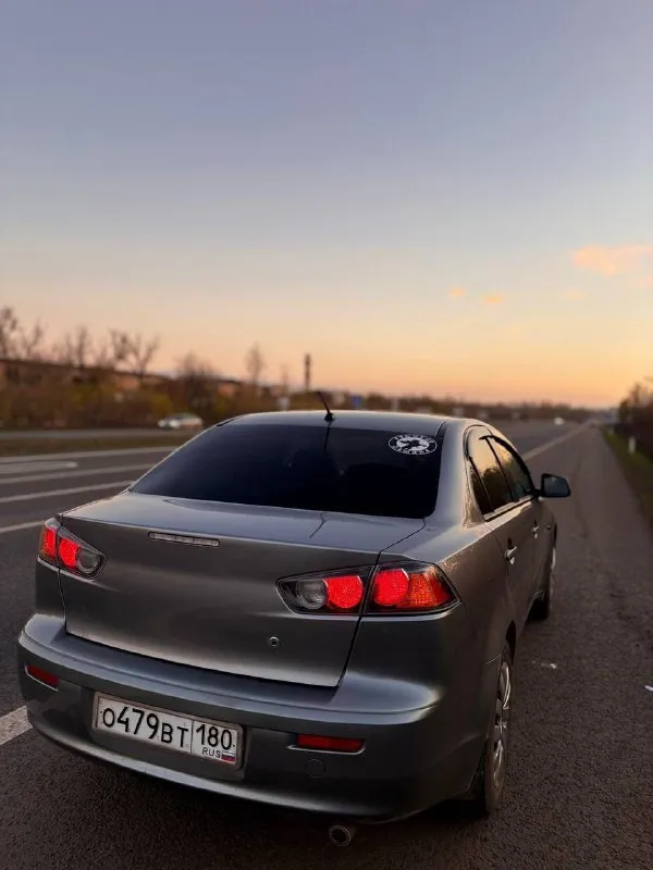 Продам личный автомобильный mitsubishi lancer 10
1.6 Л на механике
2012 Год
Пробег 195.000
Цена 870.000

Состояние приближенное к идеалу, автомобиль весь в родном окрасе (не битый)
Двигатель работает ровно, не троит и не дымит, коробка переключает идеально, без пинков и т. Д
Комплектация:
Гур (гидравлический усилитель руля)
Кондиционер
﻿Тканьевый салон с хорошими накидками
﻿﻿Кожаный мультируль
Обогрев передних сидений, зеркал
Полный электропакет
Бортовой компьютер
Центральный замок
Активная безопасность
﻿﻿Антиблокировка тормозов
﻿﻿Экстренное торможение
Мультимедиа и навигация
﻿﻿Cd, dvd и блютуз
Хорошая штатная музыка
Птф
Штатные диски 16 радиуса на новой зимней резине

Машину любят, и денег не жалеют
Полное переоформление в мрэо
+79493276096 - фотография - 4