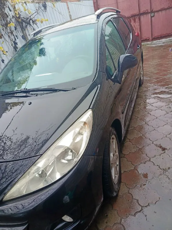Peugeot 207 универсал
Двигатель 1.4 2010 год
Пробег 250000
К машине нет притензий, кондиционер и ручник рабочий
После прилёта трещина на понораме, не течёт
Зарегистрированный газ, машина местная
Цена 300 тр. Небольшой торг
Номер +79493626773 николай - фотография - 2