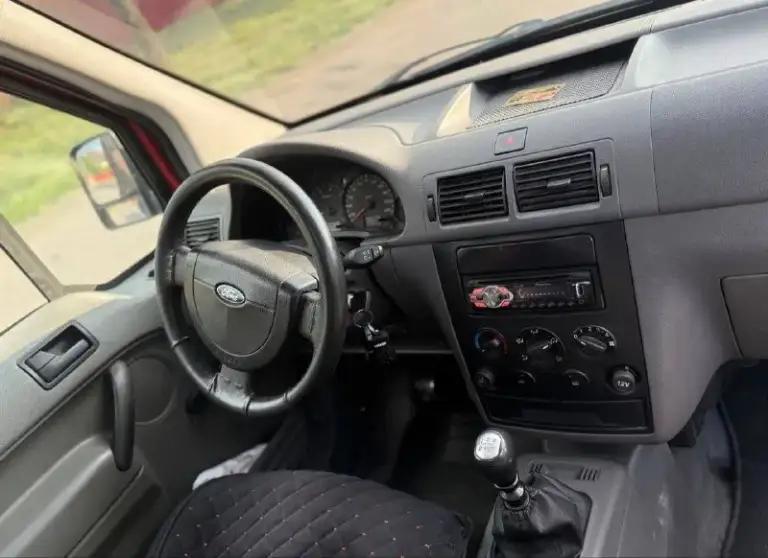 🎈Ford connect

💰Цена: 530 000р
🏢Город: мариуполь
📅Год выпуска: 2003
⚙️Двигатель: 1.8
⛽Топливо: дизель
⚙️Кпп: механика

📞 Телефон:

+7-949-727-41-51
+7-989-263-55-56
+7-949-551-91-52

💾 Описание:

✔️ Местный не пригнаный автомобиль, уже на 180-ом регионе, более 10 лет в одних руках !

✔️ Кузов целый без коррозии, выглядит очень достойно, заводской грузо-пассажир.

✔️ Хорошая комплектация с дизельным турбированным двигателем 1.8 и механической коробкой передач, гидроусилитель руля, abs, музыка с usb, два ключа,
Литые диски, сигнализация.

✔️ Автомобиль после полного то и не требует никаких вложений.

Улица шевченко 269 - фотография - 10