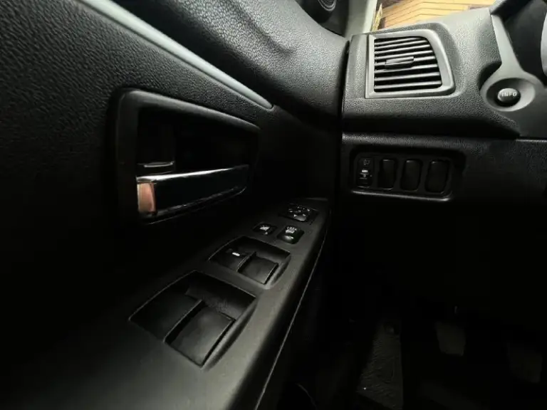 Продам mitsubishi asx рестайлинг
Год выпуска:2014
Объём двигателя:1.6.v16
Кпп механическая
Родной пробег:123.000 км
Один собственник

Автомобиль в родном окрасе!
Состояние кузова ближе к превосходному,
Рыжиков, корозии и прочих нюансов нет
Все технические обслуживания проводились исключительно у официального дилера, с соблюдением всех сроков. Авто в отличном состоянии как технически, так и визуально.
Заводское остекление.

Хранение в гараже, бережная эксплуатация одним владельцем – за автомобилем всегда тщательно ухаживали. Он не видел соли и других агрессивных реагентов в связи с такой эксплуатации автомобиль сохранился в первозданном виде

Комплектация:
Бортовой компьютер,
Подогрев сидений,4 стеклоподъемника, подогрев руля, кондиционер, электро зеркала, противотуманные фары, подогрев стекл, abs esp, aux bluetooth, полный комплект ключей и много чего прочего для комфортного вождения
По документам любой вид оформления,
Автотека ✅

Цена:1.120.000

Г. Донецк

Номер телефона:
+7949-487-35-71 - фотография - 9