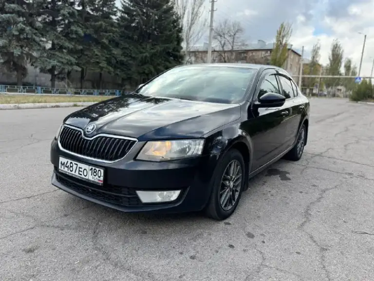 Skoda octavia a7, 2016 г. Вложений не требует! Полностью ухожена.
Предлагаю вам надежный и комфортный автомобиль — skoda octavia в кузове a7 2016 года выпуска.
Двигатель 1.4 tsi (150 л. С. ) в паре с экономичной и плавной 7-ступенчатой роботизированной коробкой передач (dsg). Расход топлива минимальный.
Ное масло и фильтр менялись каждые 5000-6000 км. Все работы проводились своевременно. Вы покупаете автомобиль, который не потребует вложений в ближайшие капот, передний бампер и фары защищены бронепленкой.
Установлена современная сигнализация starline с функцией автозапуска.
В салоне чистота и порядок, все системы работают исправно.
Машина готова к эксплуатации.
￼ Состояние: отличное, все работает.
￼ Цена: 1 350 000 рублей. Торг уместен для серьезных покупателей после осмотра.
￼  +7 (949) 602-18-39
📲 Tg: tori tori
📞 Звоните: +7(949)6021839 - фотография - 1
