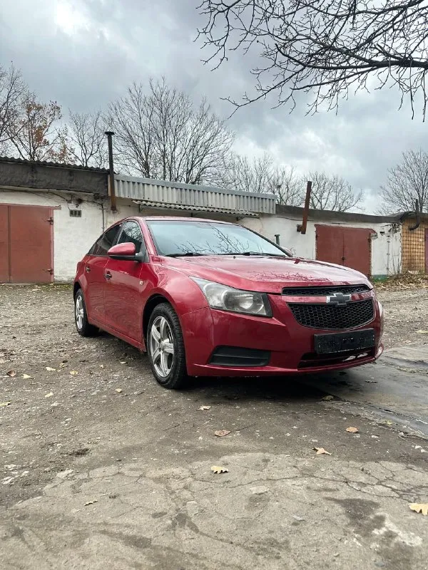 - Chevrolet cruze 1.6 2010
- 560 Т. Руб торг
- Пробег 203197
- Есть моменты по кузову и лкп (всё есть на фото)
- На ходу каждый день, без срочных вложений по технике
- Стекла родные в круг. Лобовое стекло новое. "была трещина"
- 10 Тыс. Назад поменян комплект грм с помпой, сальники распредвалов, стойки стабилизатора.
- Новые передние, задние стойки, сайлентблоки рычагов, тросы ручника, уже на зимней резине.
- Android магнитола, камера заднего вида, wi-fi, bluetooth, aux, 2 слота под сим-карты, навигация.
- Доки в подрядке собственник. Владею 2 года. Переоформление в мрэо либо дкп

Торг присутствует у машины
+79495032393
Осмотр макеевка. - фотография - 1