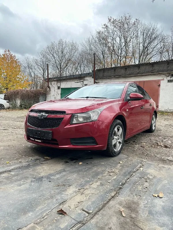 - Chevrolet cruze 1.6 2010
- 560 Т. Руб торг
- Пробег 203197
- Есть моменты по кузову и лкп (всё есть на фото)
- На ходу каждый день, без срочных вложений по технике
- Стекла родные в круг. Лобовое стекло новое. "была трещина"
- 10 Тыс. Назад поменян комплект грм с помпой, сальники распредвалов, стойки стабилизатора.
- Новые передние, задние стойки, сайлентблоки рычагов, тросы ручника, уже на зимней резине.
- Android магнитола, камера заднего вида, wi-fi, bluetooth, aux, 2 слота под сим-карты, навигация.
- Доки в подрядке собственник. Владею 2 года. Переоформление в мрэо либо дкп

Торг присутствует у машины
+79495032393
Осмотр макеевка. - фотография - 2