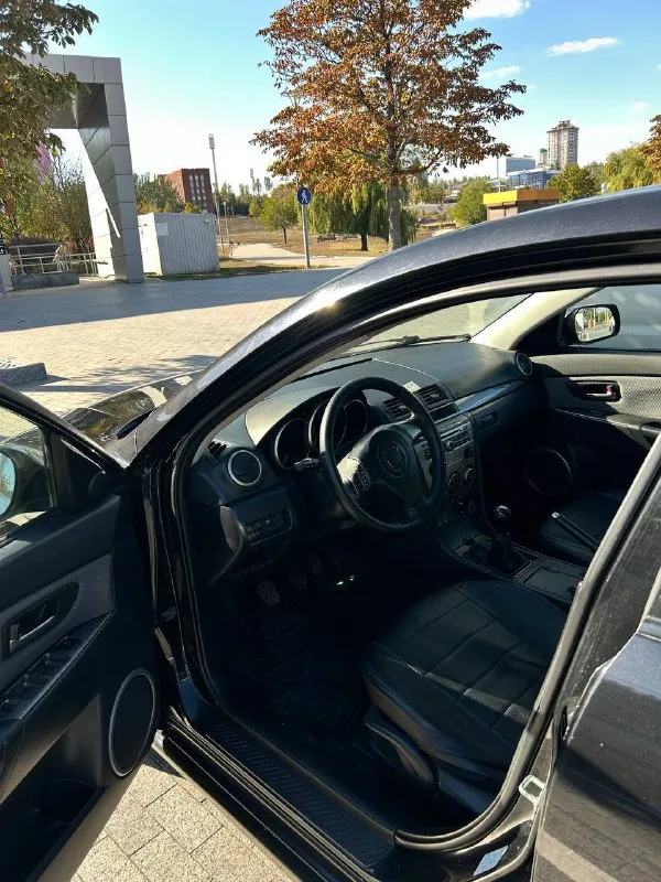 В продаже mazda 3 bk 2007 год
Комплектация sport 2.0л механика 6 ступ
Машиной владею три года, переоформлена на 180.
По технике машина обслужена, без нареканий. Недавно обслужен ремкомплектом мотор, заменяна вся многорычажка сзади и прочее.
По кузову есть возрастные нюансы, салон ухоженный
Машина уже переобута на зимнюю резину (откатала один сезон)
Цена: 555.000 ₽
Телефон для связи: +79497406391
📲 Tg: @docaac
📞 Звоните: +7(949)7406391 - фотография - 5