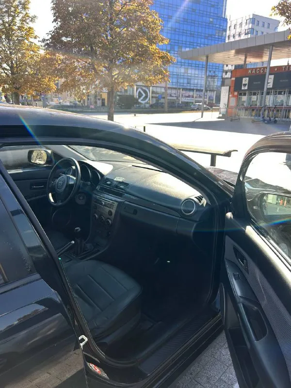 В продаже mazda 3 bk 2007 год
Комплектация sport 2.0л механика 6 ступ
Машиной владею три года, переоформлена на 180.
По технике машина обслужена, без нареканий. Недавно обслужен ремкомплектом мотор, заменяна вся многорычажка сзади и прочее.
По кузову есть возрастные нюансы, салон ухоженный
Машина уже переобута на зимнюю резину (откатала один сезон)
Цена: 555.000 ₽
Телефон для связи: +79497406391
📲 Tg: @docaac
📞 Звоните: +7(949)7406391 - фотография - 6