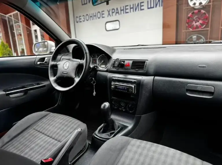 Продам skoda octavia tour 1.6
Автомобиль в отличном состоянии без дефектов (гнили, коррозии, ржавчин и тд. )
За все время эксплуатации у автомобиля 2 собственника.
Большую часть простояла в теплом гараже.
Пробег:170.000 км
Бережное использование
Автомобиль не участвовал в дорожно транспортных происшествиях (без дтп)
Днище и пороги абсолютно целое без дыр и тд.
Техническая часть:без посторонних звуков и без вложений.
Год выпуска:2007
Объем двигателя:1.6
Кпп:механика 5-ти ступка
Привод:передний
Комплектация:рабочий кондиционер, усилитель руля (гур), центральный замок, электрорегулируемые зеркала, обогрев зеркал, передние электростеклоподъёмники,
Регулировка рулевой колонки, регулировка сидений по высоте, массажные передние сидения, хорошая акустика, обогревы стекла, подушка безопасности airbag, диски радиусом 16r резина зима michelin, сервисные книги.
Стоимость:625.000₽ хороший торг строго возле автомобиля.
Контактный номер телефона:
+79494166360
+79494675503 - фотография - 6