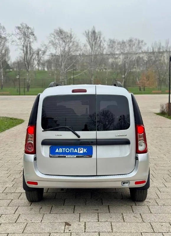 📦 Lada largus
💰Цена: 750 000р
🏢Город: мариуполь
📅Год выпуска: 2016
🧾Пробег: 226 292 км.
⚙️Двигатель: 1.6 8v.
⛽Топливо: бензин
⚙️Кпп: механика
📞 Телефон:
+7-949-727-41-51
+7-989-263-55-56
+7-949-551-91-52
💾 Описание:
Очень надежный, экономичный и дешёвый в обслуживании автомобиль, с вместительным кузовом.
✅ 2 Владельца, птс оригинал
✅ Оцинкованный кузов, без ржавчины
✅ Оригинальный пробег
✅ Техническая часть на 5+
✅ Родная краска
(1 Косметический окрас)
Комплектация:
Центральный замок, кондиционер, сигнализация, abs, подушка безопасности, светлый салон 5 мест, хорошая летняя резина.
Улица шевченко 269
🏦 Возможна продажа в кредит по двум документам. - фотография - 5