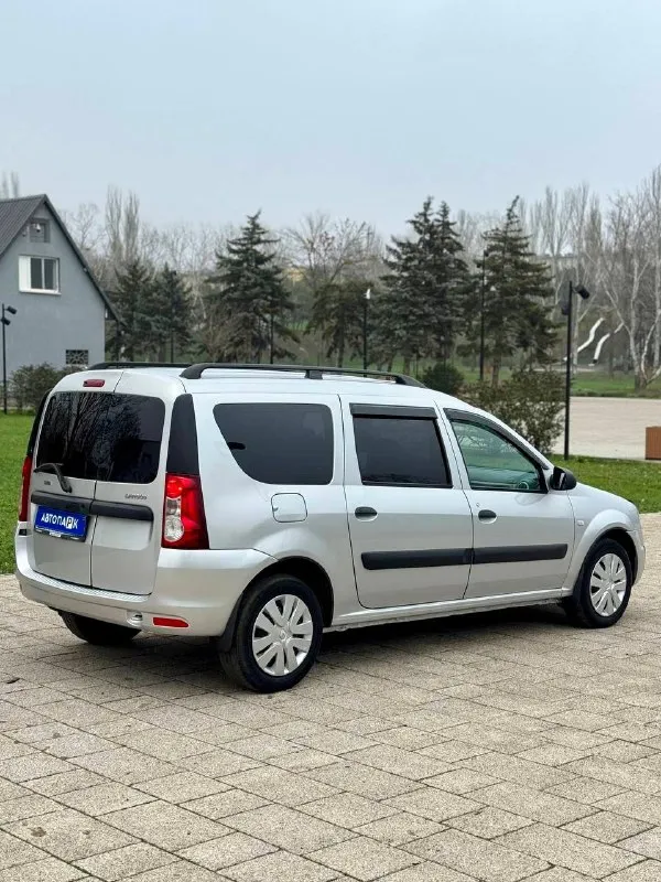 📦 Lada largus
💰Цена: 750 000р
🏢Город: мариуполь
📅Год выпуска: 2016
🧾Пробег: 226 292 км.
⚙️Двигатель: 1.6 8v.
⛽Топливо: бензин
⚙️Кпп: механика
📞 Телефон:
+7-949-727-41-51
+7-989-263-55-56
+7-949-551-91-52
💾 Описание:
Очень надежный, экономичный и дешёвый в обслуживании автомобиль, с вместительным кузовом.
✅ 2 Владельца, птс оригинал
✅ Оцинкованный кузов, без ржавчины
✅ Оригинальный пробег
✅ Техническая часть на 5+
✅ Родная краска
(1 Косметический окрас)
Комплектация:
Центральный замок, кондиционер, сигнализация, abs, подушка безопасности, светлый салон 5 мест, хорошая летняя резина.
Улица шевченко 269
🏦 Возможна продажа в кредит по двум документам. - фотография - 6