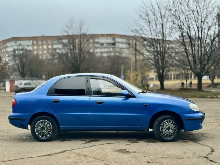 Продам daewoo lanos 1.5 цена: 445₽ пробег 170.000 установлено 2 ( выписано в техпаспорт ) комплектация: гур, стеклоподъёмники, кондиционер ( рабочий ), консоль от kia с подлокотником, сиденья skoda октавия а7, кнопка старт-стоп с автозапуском и бесключевым доступом, фары и туманки led, колонки ural ak, магнитола aura indigo комплект зимней новой резины и лето на титанах! Г. Донецк, кировский район +79494384686
📞 Звоните: +7(949)4384686 - фотография - 8