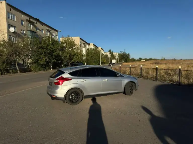 Продам ford фокус 3. Мотор 2.0, акпп робот. Технически в исправном состоянии. Пробег 268 тысяч км. Находится в шахтерске. Цена 710 торг +79496484203
📞 Звоните: +7(949)6484203 - фотография - 2