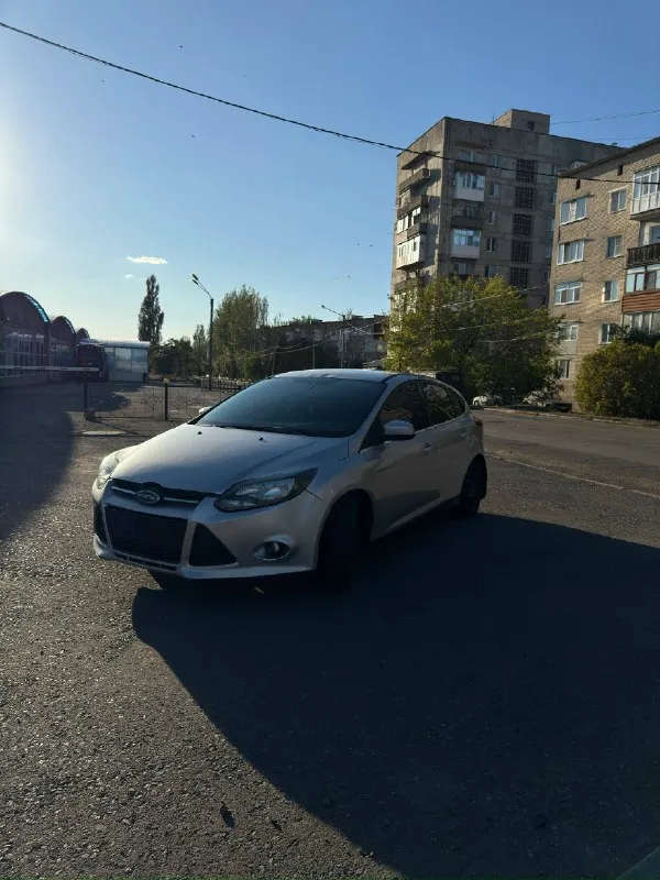 Продам ford фокус 3. Мотор 2.0, акпп робот. Технически в исправном состоянии. Пробег 268 тысяч км. Находится в шахтерске. Цена 710 торг +79496484203
📞 Звоните: +7(949)6484203 - фотография - 5