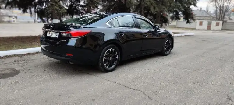 Продам mazda 6 grand touring год выпуска:2015 двигатель:2.5 бензин пробег:152000 коробка:автомат автомобиль в полной комплектации:кожаный салон с красной строчкой, электро-регулировка сидений, люк, система i-eloop(помогает снизить расход топлива на 10%), кнопка старт- стоп, мультируль, бортовой компьютер, камера заднего вида, обогрев зеркал и стекол, адаптивный свет, стоят новые bi-led линзы, датчик дождя, датчик давления шин, датчик слепых зон, удержание полосы, бесключевой доступ. Машина в хорошем состоянии, покрыта керамикой, технически полностью обслужена. 1,850🍋 +79496204279
📞 Звоните: +7(949)6204279 - фотография - 2