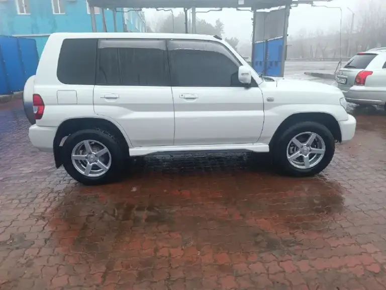 Mitsubishi pajero io
2.0
2005 Г. В.
Пробег 150 тыс.
Полноценный полный привод с отключаемым передним мостом и блокировкой дифференциала.
Первый и единственный собственник в рф
Гур, климат, электрозеркала, 2din android магнитола, led в два этажа, кузов и салон в превосходном состоянии.
Цена 1🍋
Возможен обмен на легковой авто с
+79590135288
📞 Звоните: +7(959)0135288 - фотография - 4