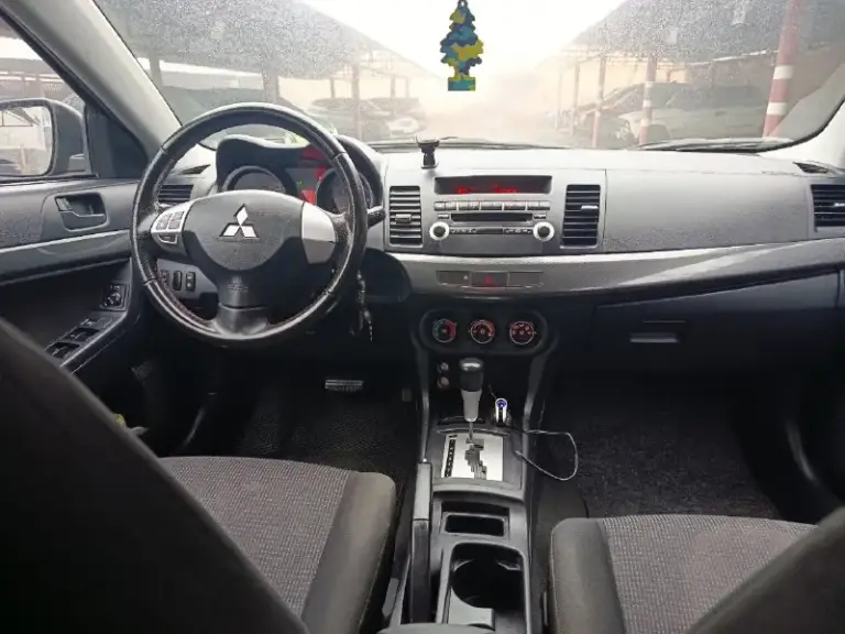 Продам mitsubishi lancer 10
Год 2008
Мотор 1.6 пробег 200 000
Коробка автомат айсин не вариатор
Владельца 3
Состояние авто идеальное мотор работает отлично не дымит не троит тянет хорошо без масла жора. Коробка переключает плавно не пинает не буксует. Ходовка взбитая без посторонних звуков. Электрика вся работает кондиционер холодит отлично в машине очень хорошая печка на зиму готова. Кузов без дтп в заводском окрасе кузов без гнили и рыжиков пороги арки в идеале в очень красивой внешке дорогие фары стоят лёд 2 этажа очень хороший свет салон ухоженный все что нужно работать в авто работает так ж второй комплект зимней резины 2 сезона проехала лето тоже в хорошем состоянии авто готова на любые поездки и проверки юридически чисто без штрафов запретов и арестов любой вид оформления кто ищет живой лансер это именно он
Цена 765 000 торг рассмотрю обмен
Телефон+79495504164 - фотография - 8