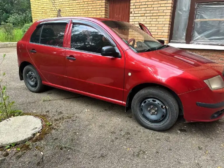 Skoda fabia 1,2 (2006)
Шкода фабия
Пробег 372000
Капиталился движок полностью

Механика

Машина обслуживалась оригинальными запчастями
Аккумулятор, генератор, бензонасос недавно были заменены

Машина резвая, едет хорошо и быстро
Стоит магнитола 2дин
Стоят колонки jbl
Стоит видеорегистратор зеркало с двумя камерами (пишет и морду машину и зад)
Стоят лед лампы
Чехлы сзади и накидки спереди

Звонить по номеру +79493757459
Донецк, кировский район
💵 Цена: 450 тысяч рублей
Торг у капота - фотография - 3
