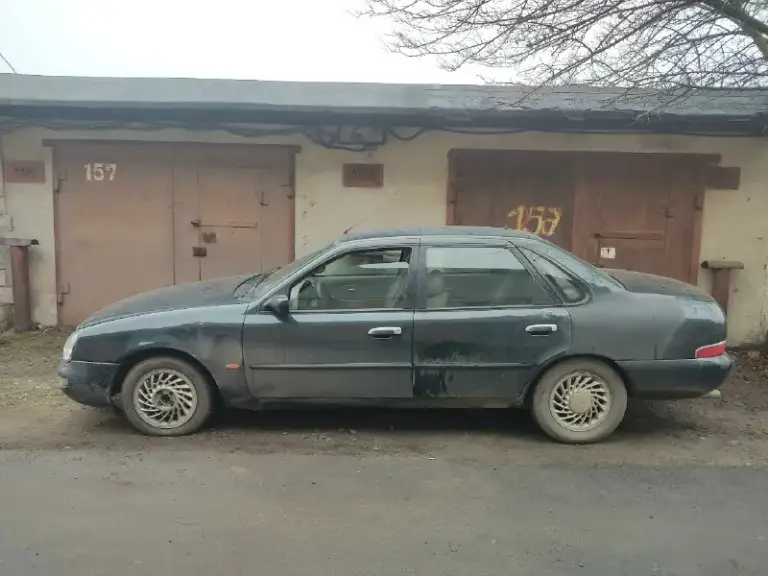 Продам ford скорпио (1997 г. ) объем мотора 2.9 бензин. (нужно выставить зажигание и он поедет в моторе стуков нет никаких лишних звуков выдео как работает мотор могу скинуть в лс ) кпп пятиступенчатая не вылетает не хрусти не гнилой кожанный салон эллектро регулеровка сидений, стеклоподёмники на все 4 двери, центральный замок, кондиционер, есть гур, и многое другое, тормоза все дисковые отличные! Ходовка перебрана всё светиться моргает машина едет очень бодро цена 130к переоформление без проблем город донецк номер для связи +79493524315 так же приветствуется обмен
📞 Звоните: +7(949)3524315 - фотография - 8