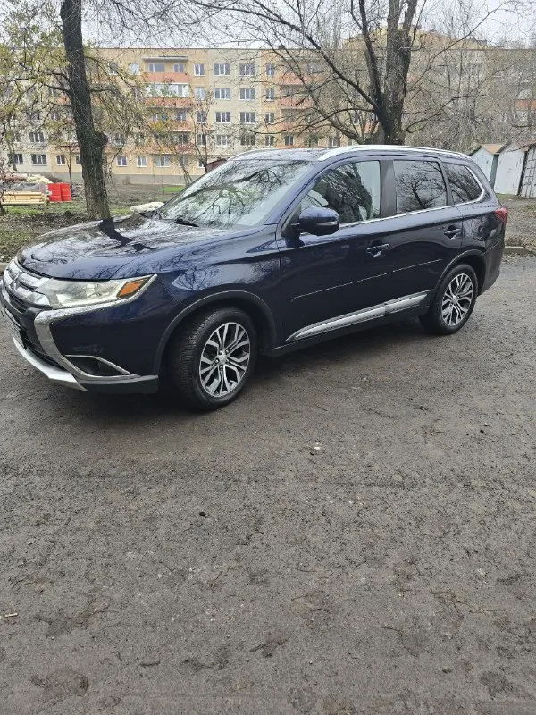 Mitsubishi outlander
2.4 Cvt,
2017 Год
121 000 Км
Полный привод.
Максимальная комплектация

Продаю свой  семейный автомобиль,   состояние идеальное, бережное хранение.
Очень надёжное и просторное авто.

+79497108100 -Виталик

Цена  2 200 000 р. - фотография - 2