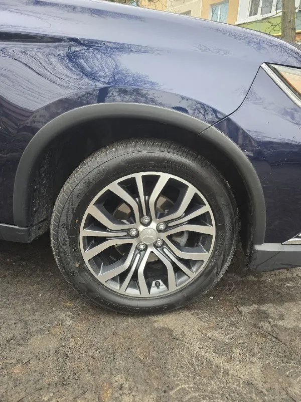 Mitsubishi outlander
2.4 Cvt,
2017 Год
121 000 Км
Полный привод.
Максимальная комплектация

Продаю свой  семейный автомобиль,   состояние идеальное, бережное хранение.
Очень надёжное и просторное авто.

+79497108100 -Виталик

Цена  2 200 000 р. - фотография - 5