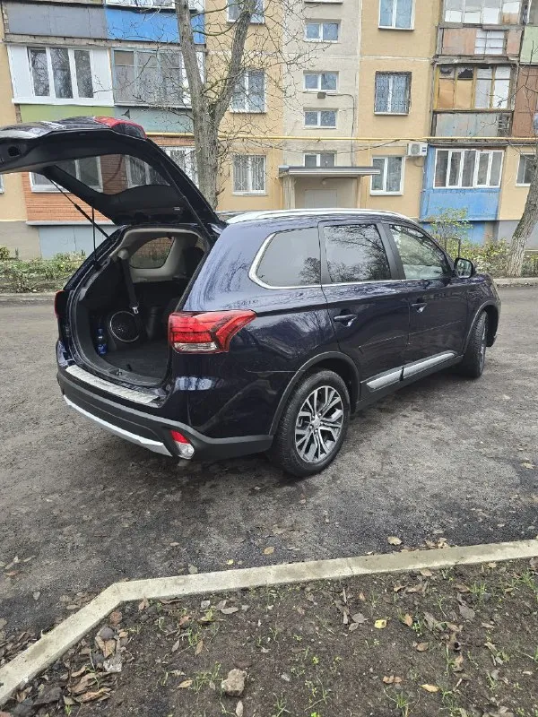 Mitsubishi outlander
2.4 Cvt,
2017 Год
121 000 Км
Полный привод.
Максимальная комплектация

Продаю свой  семейный автомобиль,   состояние идеальное, бережное хранение.
Очень надёжное и просторное авто.

+79497108100 -Виталик

Цена  2 200 000 р. - фотография - 7