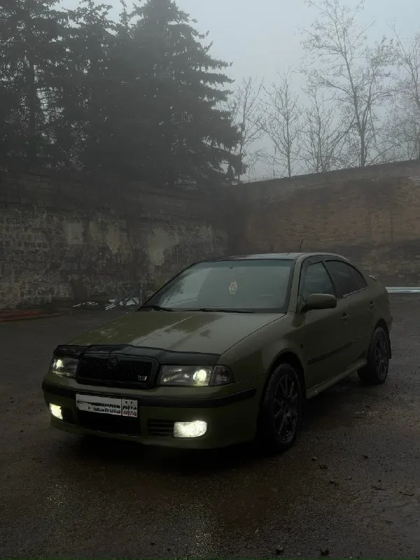 Продам свою машину, я хозяин по документам. Skoda octavia tour 1999 - 1.6 350 тысяч пробега оригинальный пробег. Без дтп! Коробка механика, переключает мягко и плавно без пинков и рывков, ходовая часть полностью обслужена! Машина на уверенном ходу! По кузову нет никаких царапин и вмятин, пороги - днище в идеале! Авто с мягкой подвеской и хорошей шумоизоляцией, весь кузов обесшумлен. Обслуживание каждые 5.000 км. Стоит качественная аудиосистема. Подогрев передних сидений, кондиционер, подогрев зеркал. Полный электропакет. Салон ухожен, в хорошем состоянии зимняя резина на железках, отдам в подарок. С документами все в порядке готова к новому владельцу. Любые поверки за ваш счет цена: 780.000 руб (торг) осмотр г. Донецк : +79490360100 - данил
📞 Звоните: +7(949)0360100 - фотография - 2