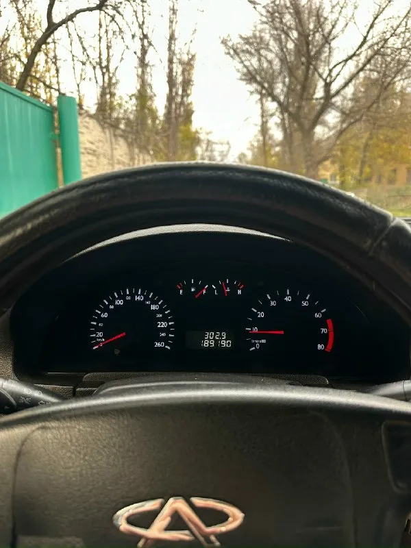 💶 Цена: 660 тыс. 📮 город: донецк 🚘 марка / модель: chery eastar 📅 год выпуска: 2010 года выпуска, куплена была в автосалоне в 2011 году. 📊 пробег родной: 190тыс. Не скручен! ⛽ двигатель: двигатель 1.8 бензин 🔧 тип кпп: пятиступенчатая механическая коробка передач в отличном состоянии. 👨⚖ будете первым владельцем в птс рф образца. ☎ контактный телефон: +79493956808 александр 📝 описание: хорошая комплектация, климат контроль, регулировка руля, электро регулировка и подогрев зеркал, подогрев стекла заднего вида, парктроник, деревянный руль, кондиционер, отличная музыка на 6 динамиков с сабвуфером, за машиной следили, ухаживали и любили! Тонировка, подсветка ног, подсветка ключа хороший выхлоп, добились не громкого, приятного звука! Хороший живой кузов, ничего варить и красить не нужно! Недавно заменили масло в коробке. Стеклоподъемники, два комплекта ключей по ходовой части всё в порядке с документами все в порядке, постоянный учёт днр, полное переоформление!
📞 Звоните: +7(949)3956808 - фотография - 4