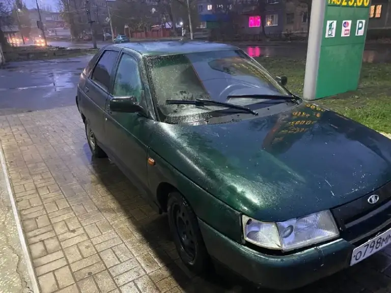 Ваз 2112, 2003г, 1,5л продажа срочная цена 65.000р на полном ходу! Сел поехал! Стоит не плохая зимняя резина двигатель: 1,5 120тый ( 16 клапанный)очень тяговитый и подрывной! Масло не ест, не троит, не дымит! Ходовка: хорошая 4, ямки кушает! Стоит паук 4,2,1! Коробка: 2 вылетает, масло менялось электрика: в отличном состоянии, каждая кнопка включается! Салон не задрыпанный, резина походит, фары хорошо светят. Стоят подиумы и нормальная музыка, моменты по лкп, видно на фото. Стаканы хорошие. Документы, стс, птс, дкп, машина снята с учёта, находится в шахтёрске, звоните на номер +79497389742
📞 Звоните: +7(949)7389742 - фотография - 2