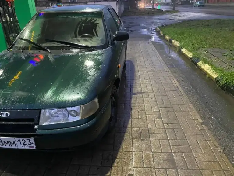 Ваз 2112, 2003г, 1,5л продажа срочная цена 65.000р на полном ходу! Сел поехал! Стоит не плохая зимняя резина двигатель: 1,5 120тый ( 16 клапанный)очень тяговитый и подрывной! Масло не ест, не троит, не дымит! Ходовка: хорошая 4, ямки кушает! Стоит паук 4,2,1! Коробка: 2 вылетает, масло менялось электрика: в отличном состоянии, каждая кнопка включается! Салон не задрыпанный, резина походит, фары хорошо светят. Стоят подиумы и нормальная музыка, моменты по лкп, видно на фото. Стаканы хорошие. Документы, стс, птс, дкп, машина снята с учёта, находится в шахтёрске, звоните на номер +79497389742
📞 Звоните: +7(949)7389742 - фотография - 5