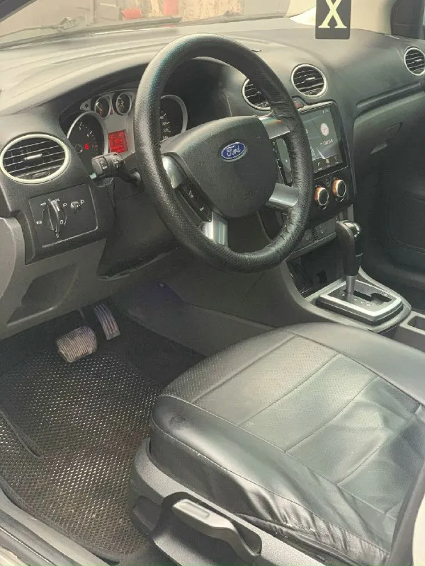 Продам ford focus 2 1.6 а. Т 2005 г. В пробег - 168000 тыс. Км в продаже автомобиль в хорошем техническом мотор и коробка работают. Автомобиль не дымит, не троит, едет хорошо. Коробка автомат работает без пинков, не буксует, классическая 4-х ступка. Кузов в хорошем состоянии для своих лет. Без дыр, стаканы, пороги, лонжероны в отличном состоянии! Комплектация: кондиционер(заправлен. Работает) подогрев передних сидений, круиз контроль, 2эсп, обогрев заднего стекла и многое другое. С переоформлением на вас! Цена - 440000 тыс. Руб осмотр - г. Макеевка р-он «даки» +79494158226 влад. Звонить с 8:00 до 23:00
📞 Звоните: +7(949)4158226 - фотография - 5